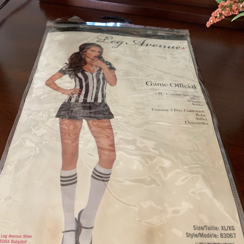 Woman’s Referee Halloween Costume